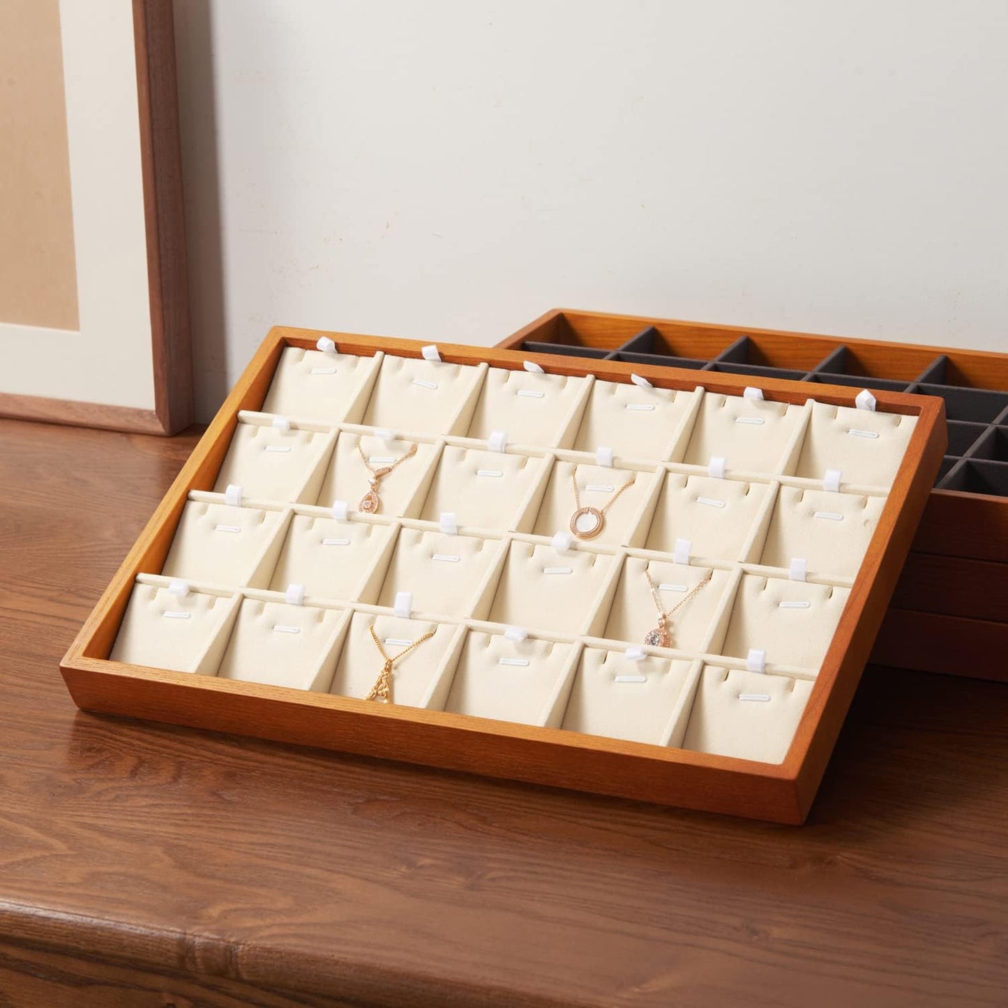 Oirlv Wood 24 Grids Jewelry Tray with Removable Inserts Jewelry Pads Necklace/Pendant Display Organizer Tray(Creamy-white)