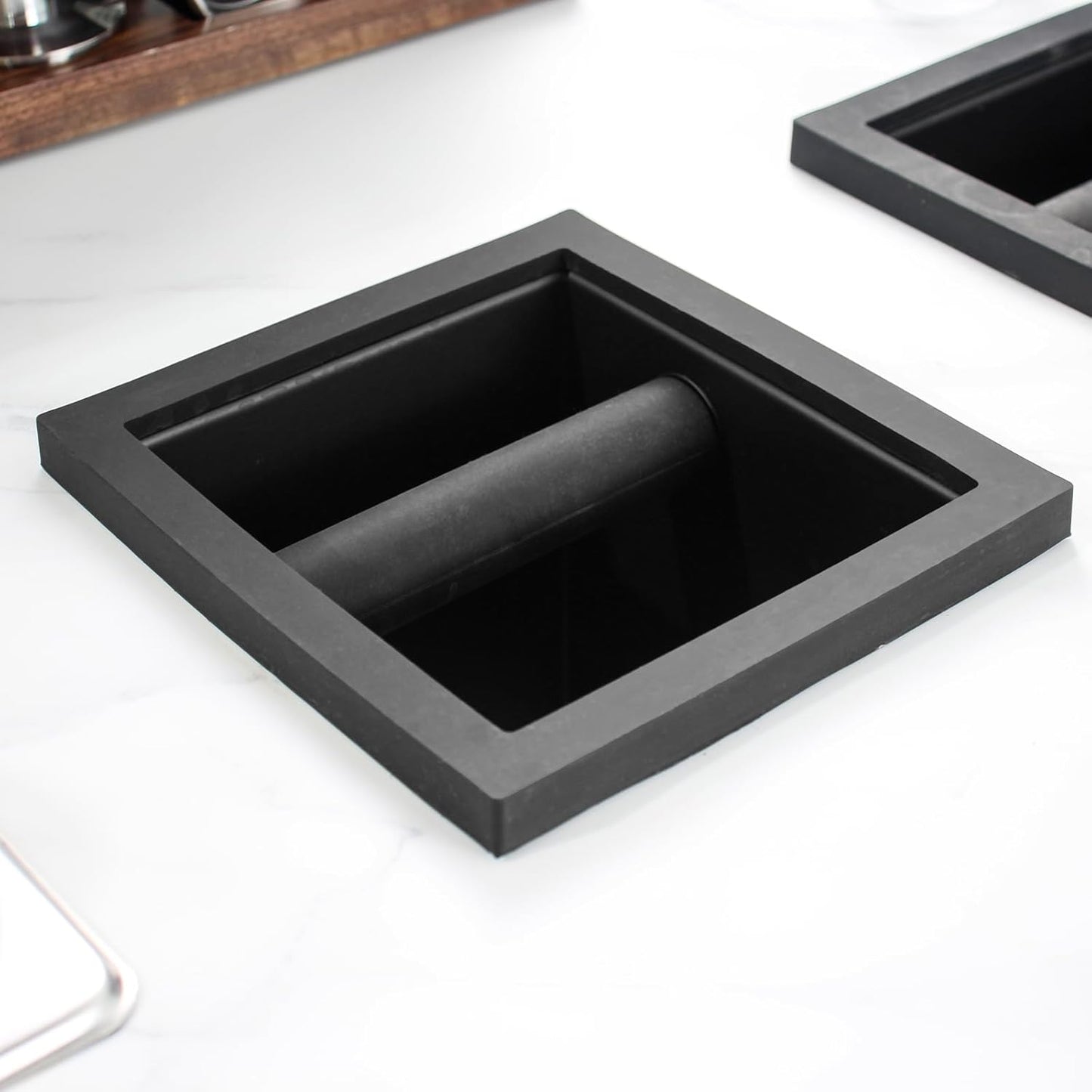 Espresso Coffee Ground Knock Box Chute, Built-in Desktop Waste Bucket, Stainless Steel Bottomless Knocking Residue Box (Trapezoid)