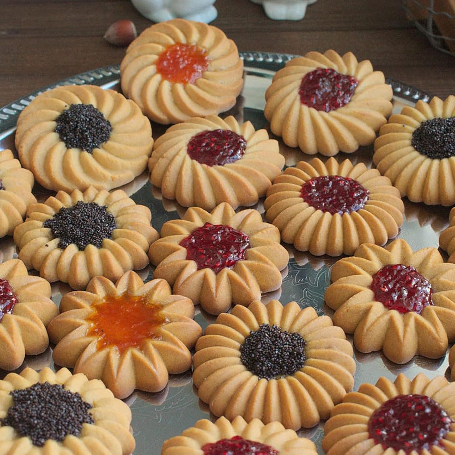 Wooden Cookie Biscuit Mold, 3D Baking Mold, Embossing Craft Decorating Baking Tool, Suitable for Halloween Thanksgiving Christmas Kitchen DIY (Shape B 10 * 10 * 2)