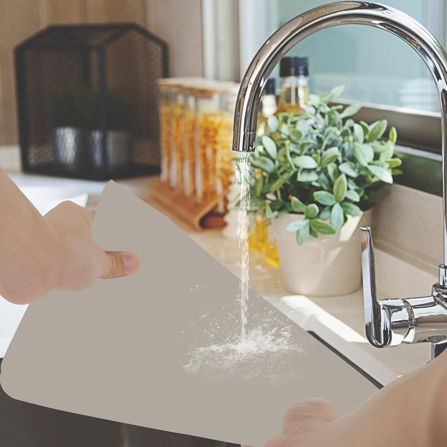 Silicone Mat for Kitchen Counter, Silicone Mat Trimable to Size (Light Grey, 15.7×11.8inch-4pcs), BPA-Free Silicone Placemat, Heat-Resistant NonSlip Table Mat for Air Fryer, Countertop Protector Mat