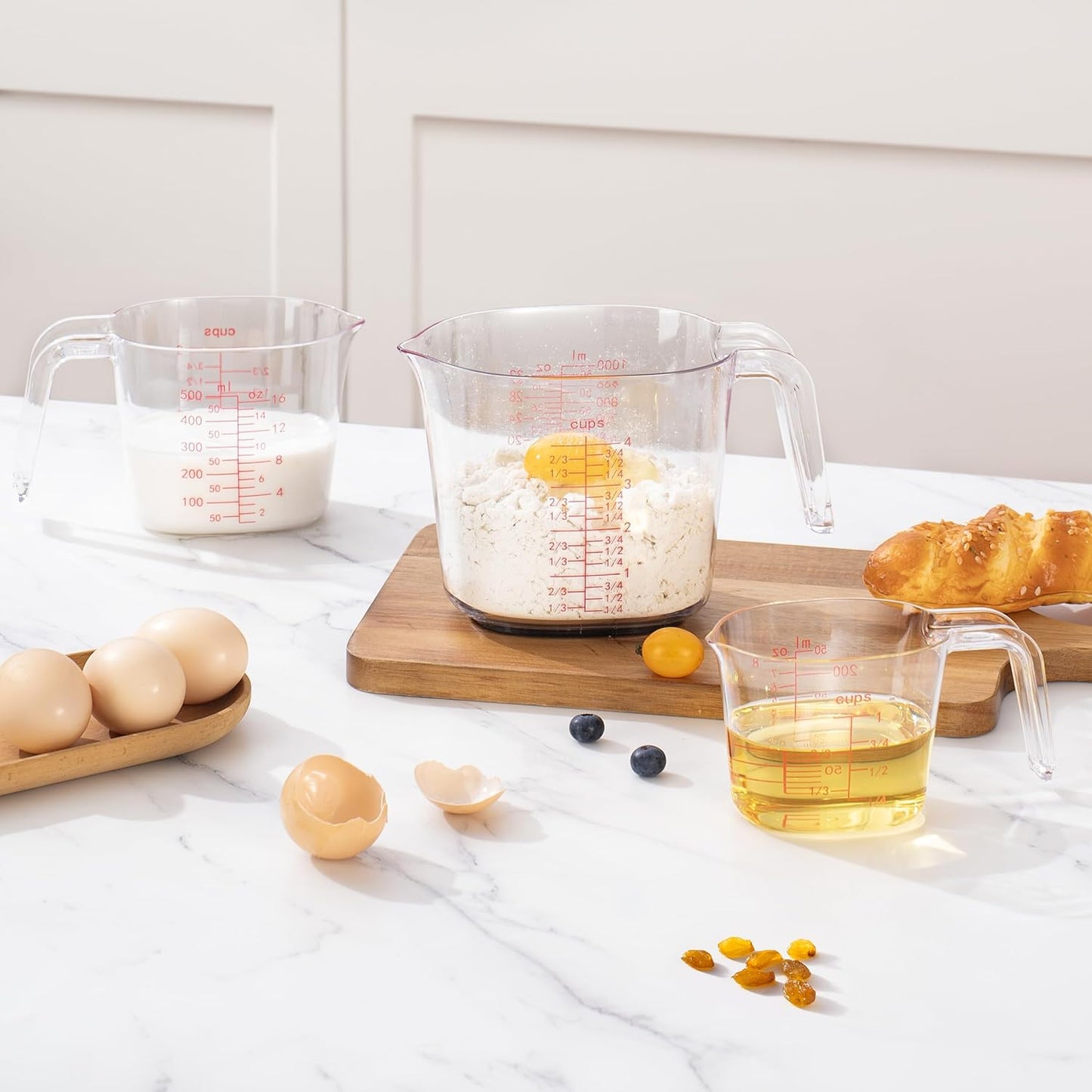 3PCS Nesting Liquid Measuring Cups Set, Measuring Jugs For Kitchen 1 Cup/250ml/8oz, 2 Cup/500ml/16oz,4 Cup/1000ml/32oz - BPA Free Plastic Set with Spout Multiple Measurement Scales (Clear)