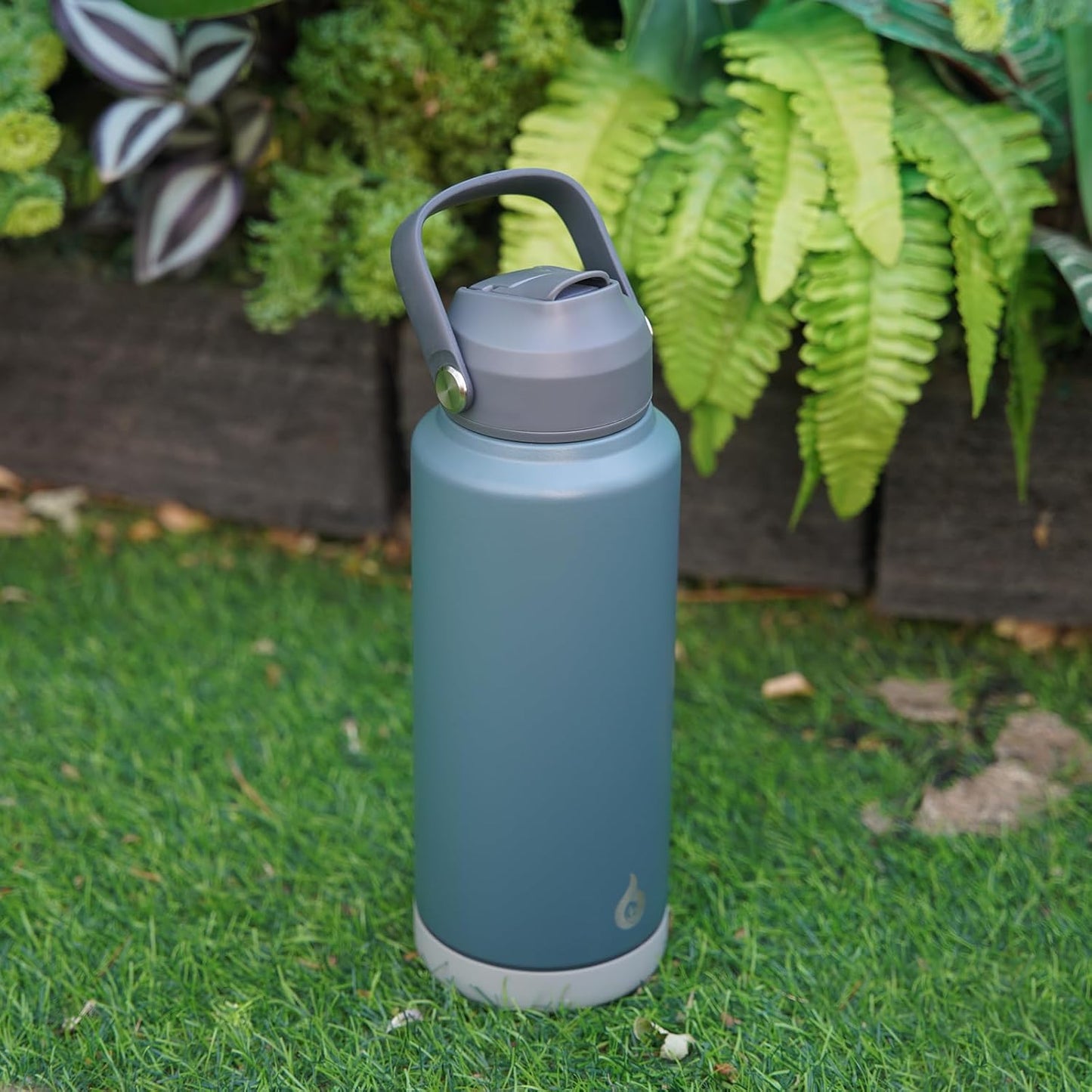 BJPKPK Water Bottle with Straw Lid, 32oz Vacuum Insulated Water Bottles, Metal Stainless Steel Thermos for Sports, Travel, BPA Free Leak Proof Thermos, Cups, Flasks, Tumblers, Grey