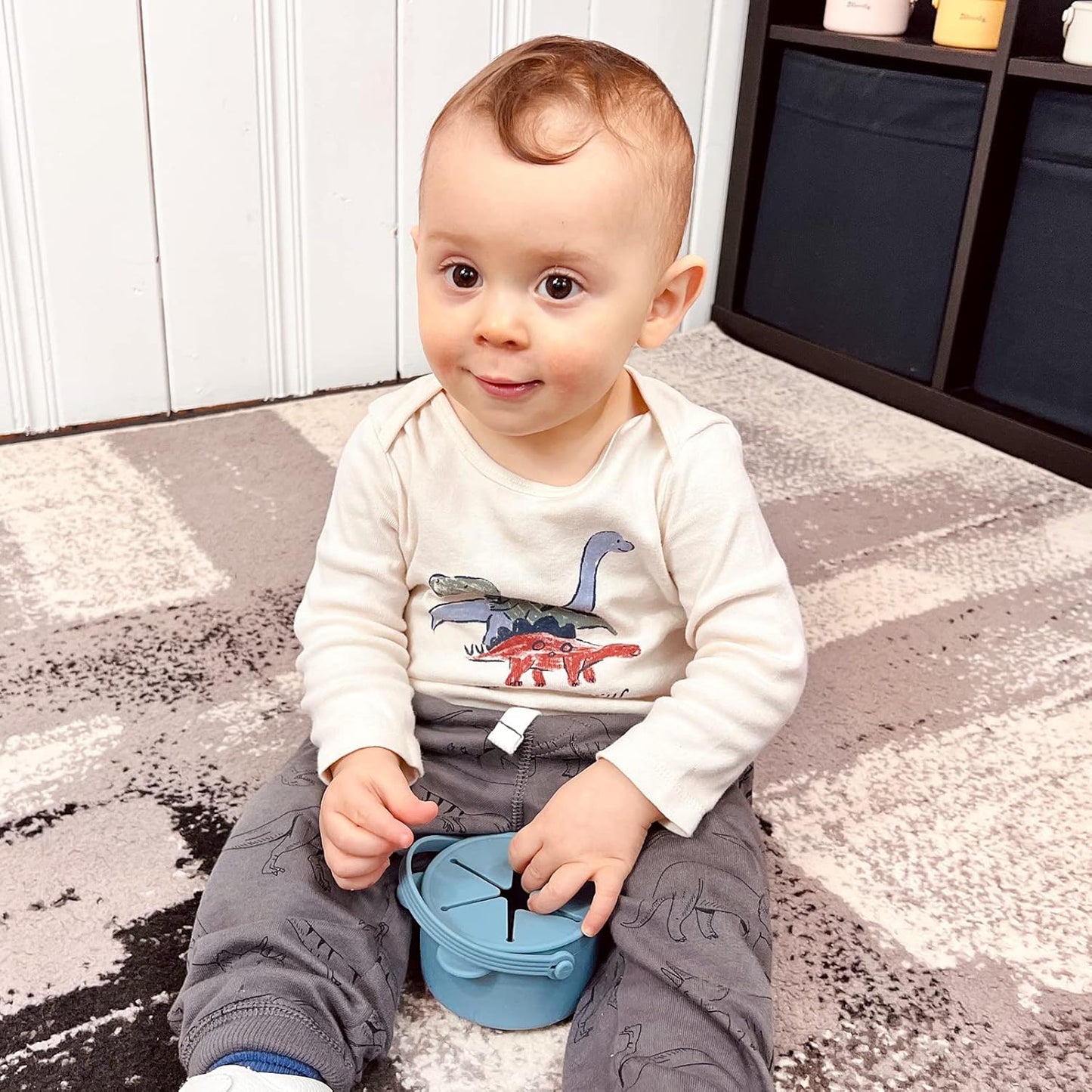 Snack Cups for Toddlers, Baby Snack Containers, Silicone Toddler Snack Cups No Spill, Food Catcher with Lid & Bucket-like Handle, BPA Free & Dishwasher Safe, 9 Ounce Smoke Blue