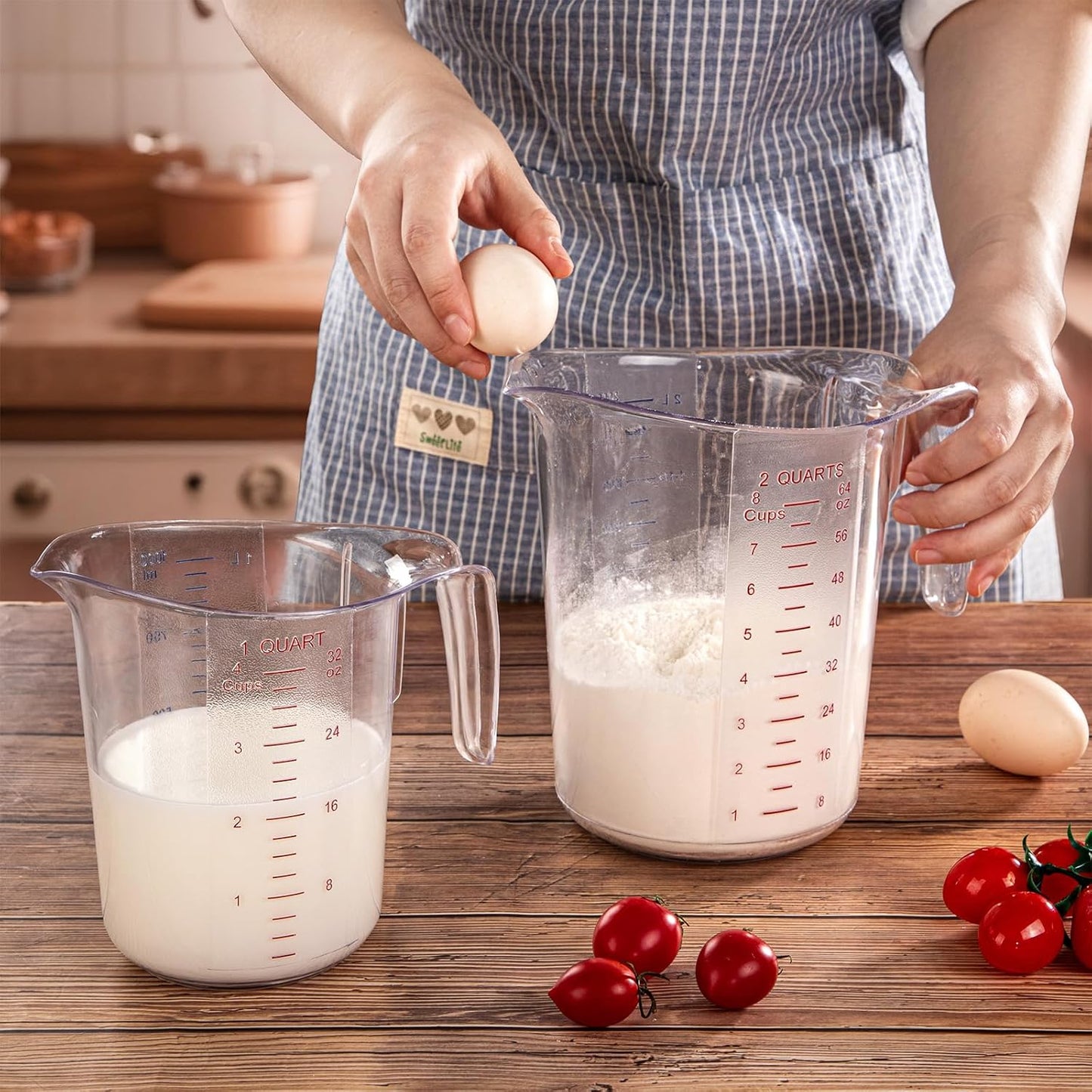 DaYammi Measuring Cups 4-Piece, Unbreakable Food-Grade Plastic Measuring Cup for Dishwasher, 16-Cup Liquid Measuring Cups for Prepping, Baking, Cooking, Readable Markings, 4-Quart/4L, Clear