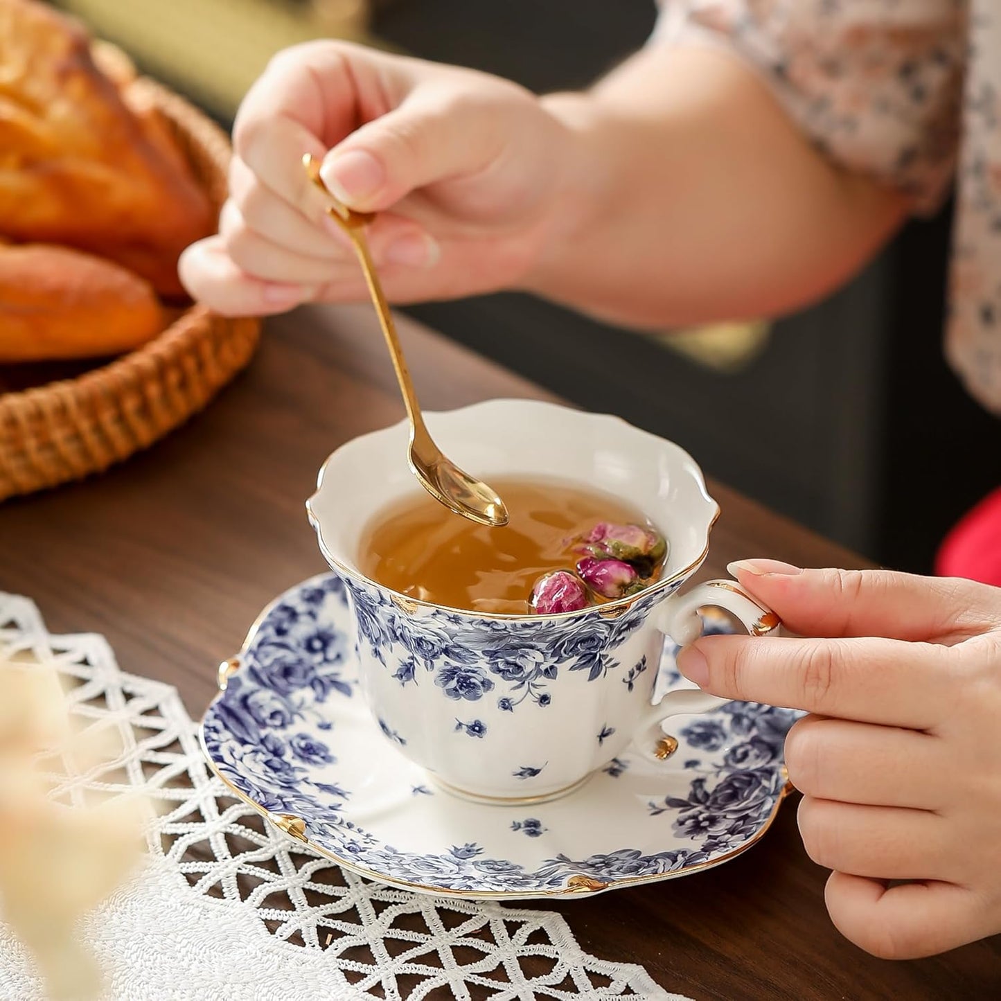 TATSUMI Country Roses Bone China Tea Cup and Saucer Set, 3 Pieces, Vintage Style, For Women and Tea Parties(sky blue,1 set)