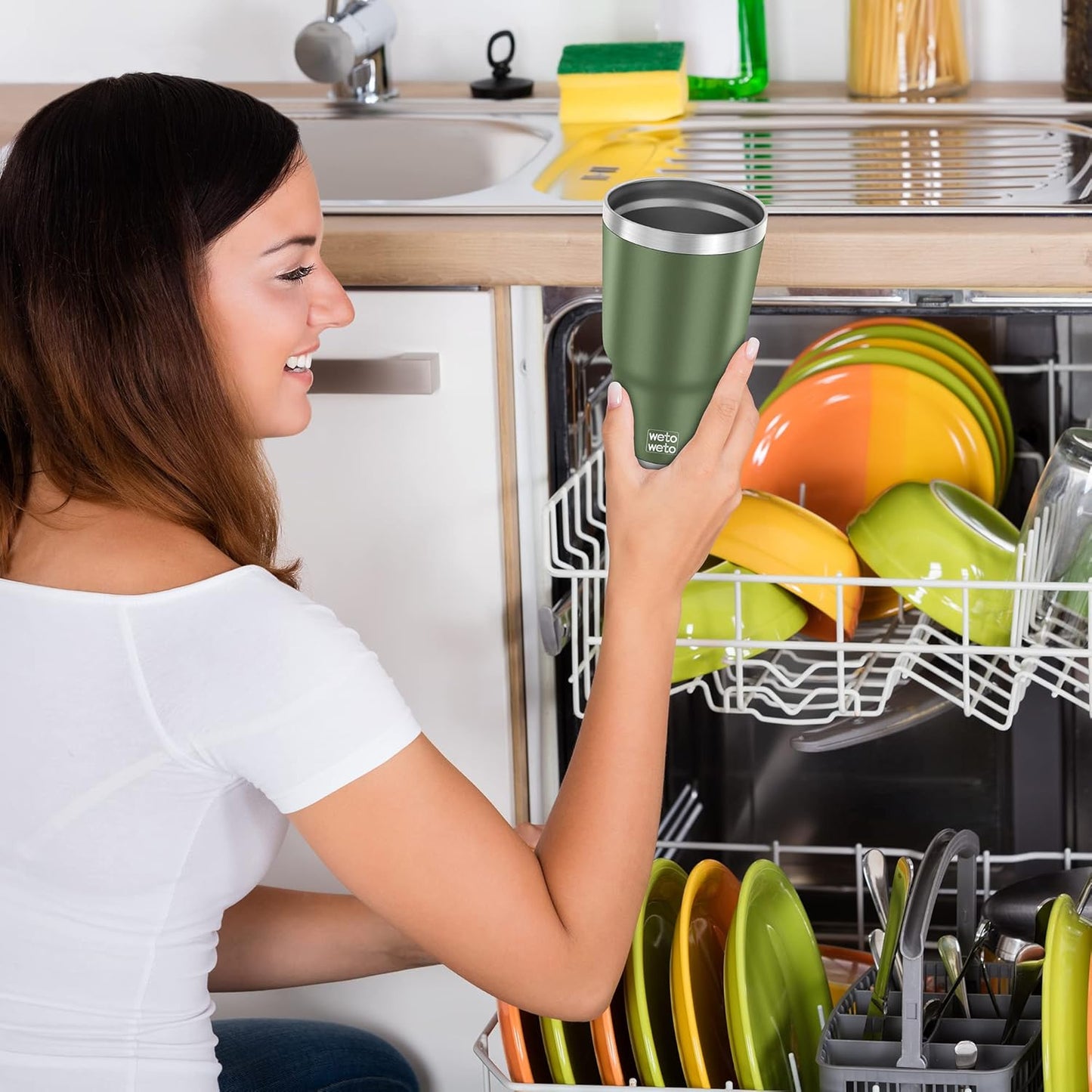 WETOWETO 30oz Stainless Steel Tumbler, Insulated Coffee Tumbler Cup with 2 Lids and 2 Straws, Double Walled Travel Coffee Mug for Hot & Cold Drinks (Army Green, 1 Pack)