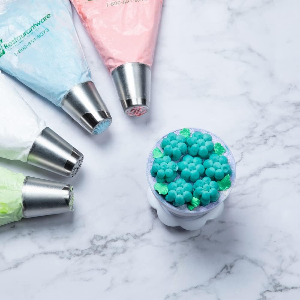 Restaurantware-Russian Piping Tip, 1 Star Cake Decor Piping Tip - #41, Corrosion-Resistant, Stainless Steel Decorating Tip For Frosting, Dishwashable, Decorate Cupcakes, Cakes, or Cookies