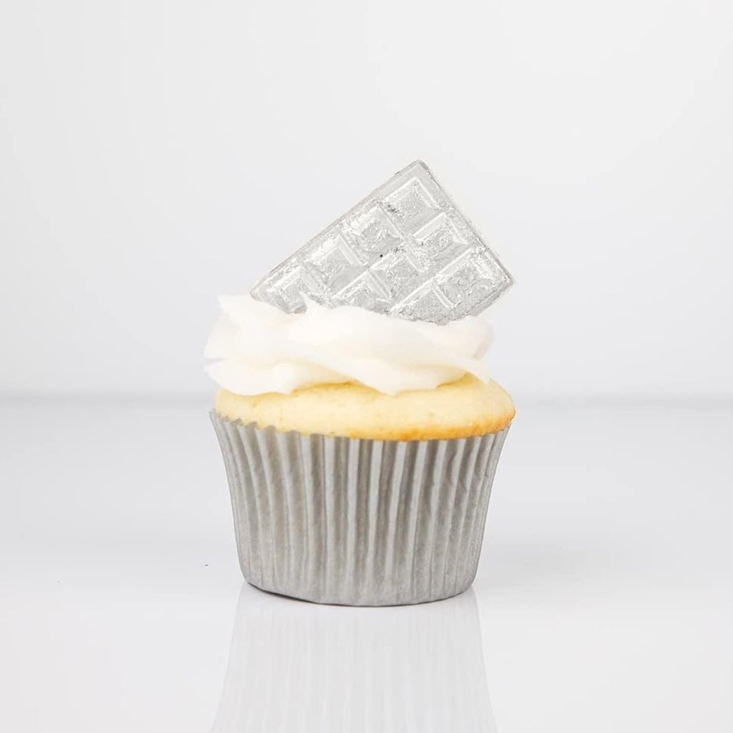 Luster Dust Edible Cake Decorations, Opal Edible Luster Dust for Cupcake Decorations, Cake Drip, Opal Edible Paint for Cakes and Light Purple Food Coloring, Edible Luster Dust for Drinks