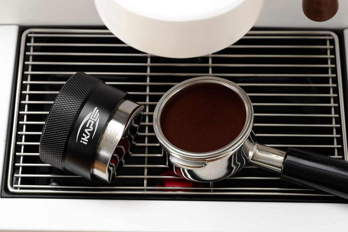 IKAPE Coffee Products, 58MM Coffee Distributor, Gravity Adaptive Espresso Distributor Fits All Over 58MM Espresso Portafilter, Compatible with 58.35MM Rancilio Bottomless Portafilter (Black)
