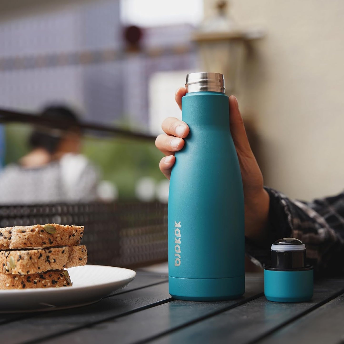 BJPKPK 25oz Insulated Water Bottle Double Wall Vacuum Insulated Stainless Steel Water Bottles for Spots Keep Cold and Hot,Beige