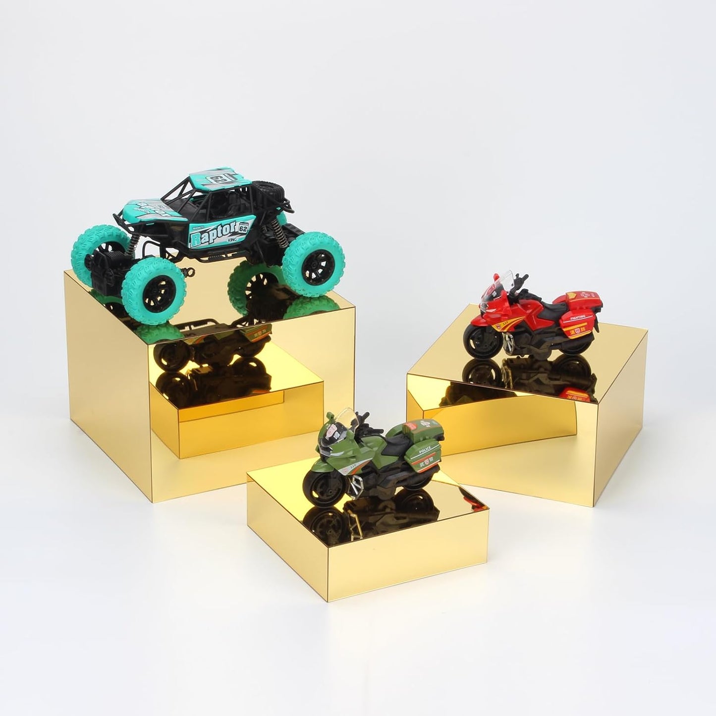 3-Piece Nesting Risers - Mirror Gold Acrylic Display Stands for Catering, Dessert, Jewelry & Party