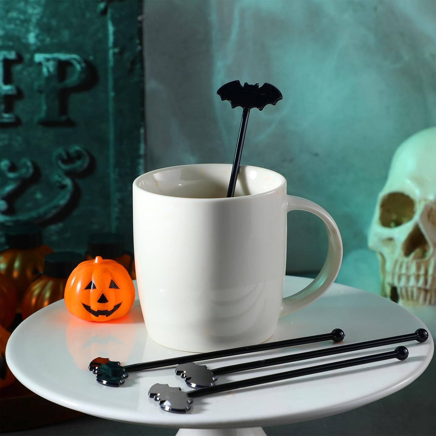 30 Pcs Halloween Swizzle Sticks Plastic Coffee and Cocktail Stirrers Fall Thanksgiving Drink Stirrers Cocktail Mixers for Halloween Fall Autumn Party Tea Coffee Bar Decoration(Bat)