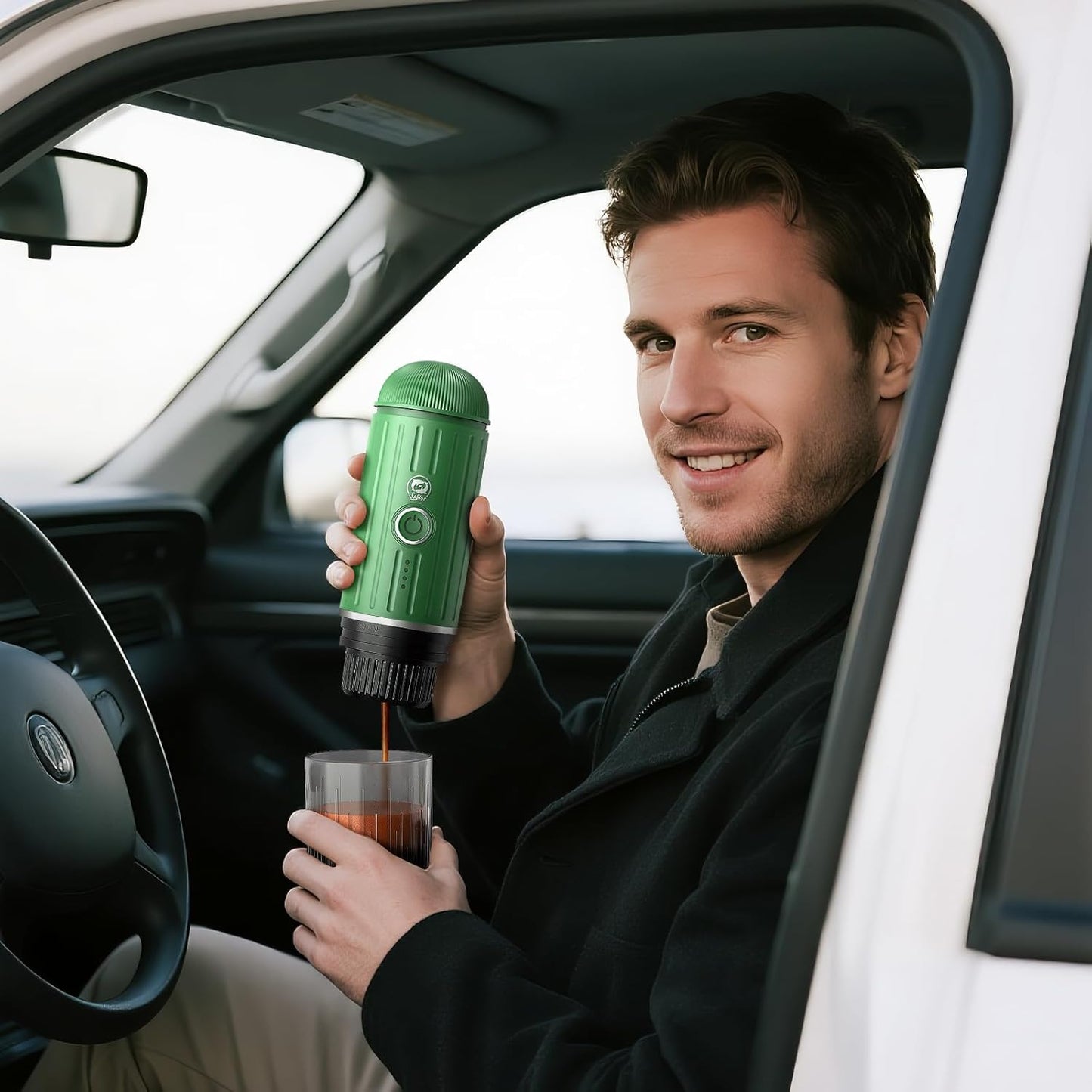 Rich Crema Portable Electric Espresso Coffee Maker, Fast self-heating 2 IN 1 Extraction System Espresso Machine, Support Ground Coffee and NS capsule, for Travel,Car,Hiking,Climbing（Green）