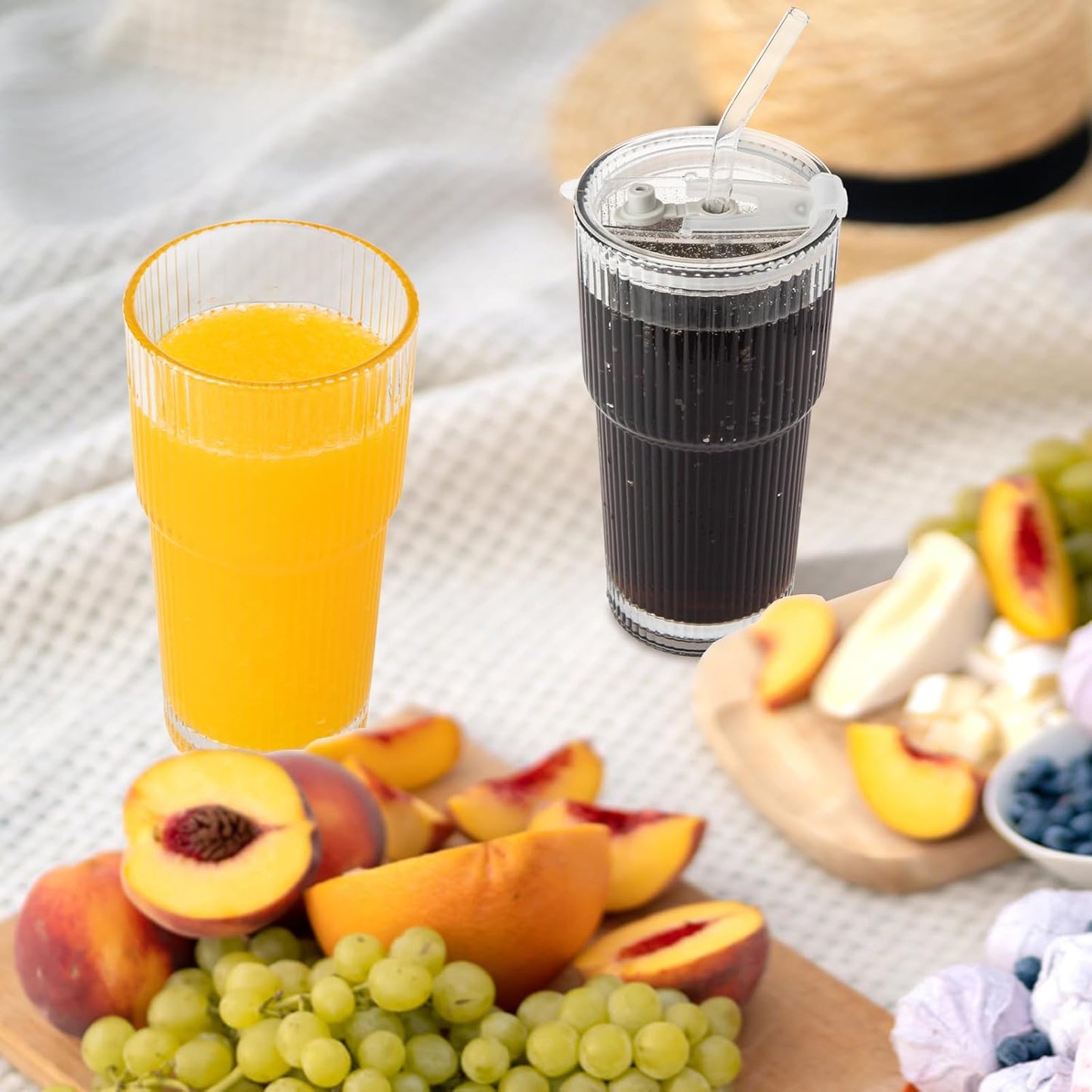 20oz Ribbed Glass Cups with Lids and Straws 4 Set, Vintage Glassware for Whiskey Cocktail Beer, Glass Tumbler, Iced Coffee Cups For Cold Drinks, Smoothie, Juice,Drinking (4)