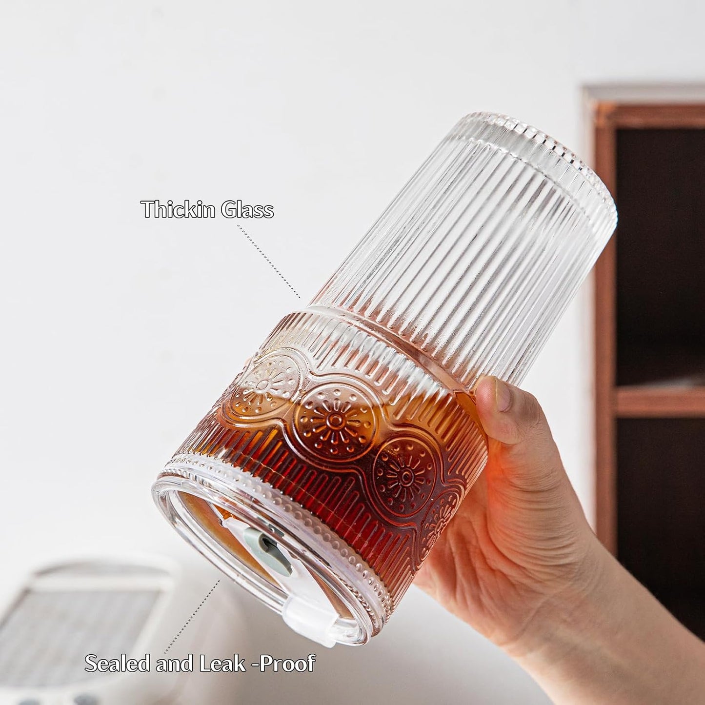 INSETLAN 20oz Ribbed & Floral Glass Tumblers with Lids and Glass Straws, Set of 4 – Iced Coffee Cups, Reusable Drinking Glasses for Water, Smoothies, Tea, and Juice – Perfect for Travel & Daily Use