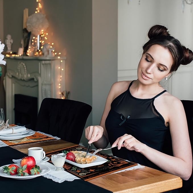 Umigy 6 Pcs Halloween Placemats 12"x18" Gothic Bat Placemats Kitchen Decoration Washable Witch Place Mats Rectangle Skull Table Mats for Halloween Dining Table Accessories(Scary)