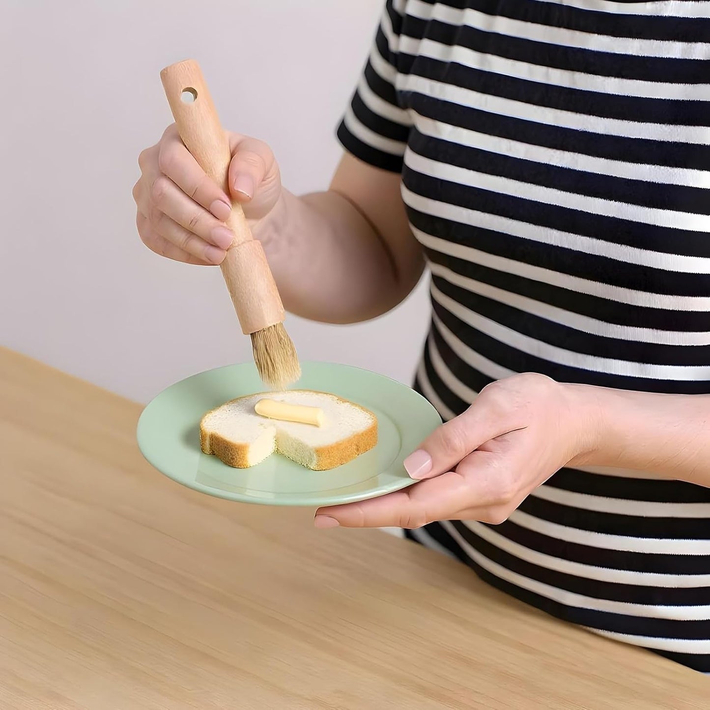 2 Sets Cooking Brush with Wooden Handle Natural Bristles Oil Brush for Cooking Butter Brushes for Oil and Sauce Pastry Brushes for Baking Kitchen Basting Spreading Baking Grilling Bbq Barbecue Food