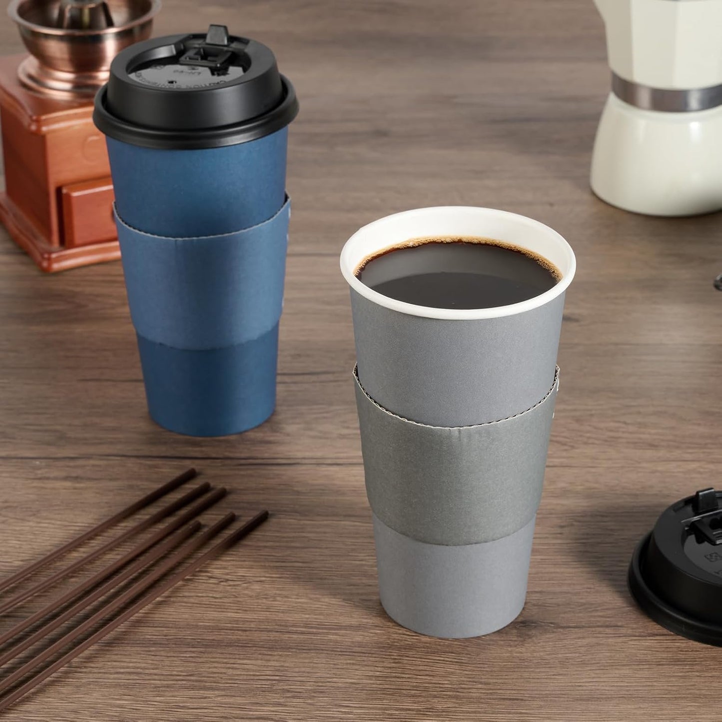 LITOPAK 100 Pack 20 oz Disposable Paper Coffee Cups with Lids, Sleeves and Stirring Sticks for Hot Coffee, Water or Juice, Blue and Gray Hot Paper Cups for Cafes, schools, offices, shops