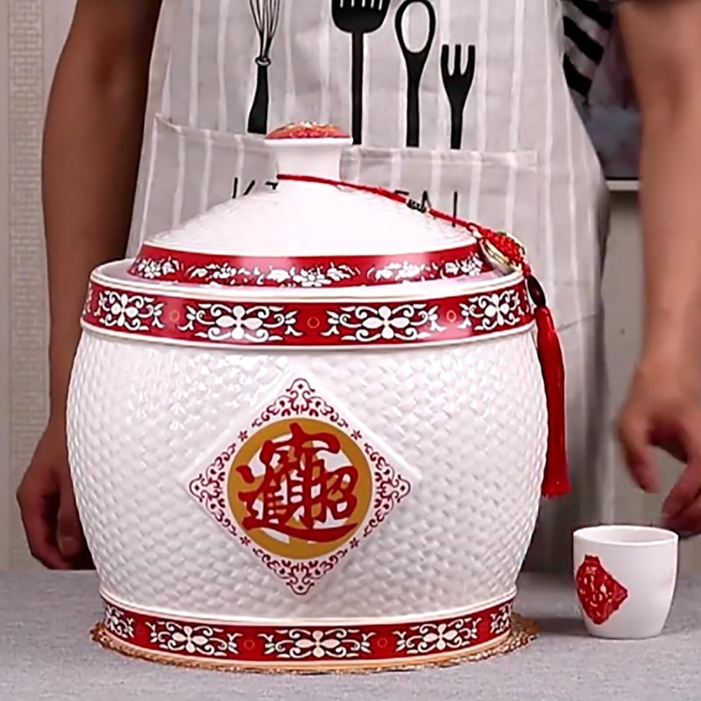 Chinese Sealed Large-Capacity Rice Pot, Ceramic Rice Bucket With Tassel Design, Grain Storage Ceramic Container, Rice Dispenser Airtight Storage Bucket For Grains Snacks Candy Coffee Beans Food(F,Capa