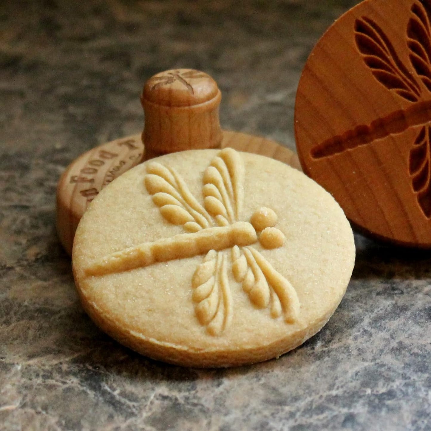 Wood Cookie Stamp, 2.5 Inch (Dragonfly CS-019)