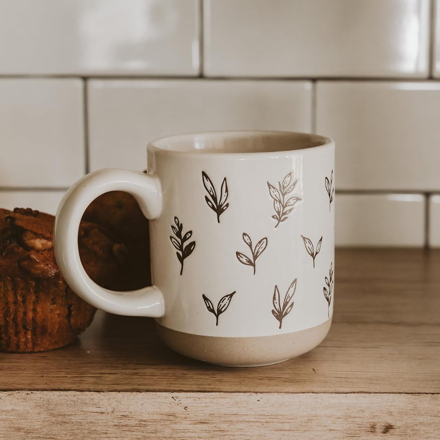 Sweet Water Decor Autumn Coffee Mug with Brown Leaves Design, 14oz Stoneware Cup for Tea & Cider, Microwave & Dishwasher Safe, Cozy Fall Gift
