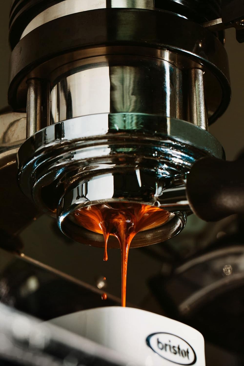 Bristot Classico Espresso Beans – Intense & Creamy Medium Roast – Italian Whole Bean Coffee – 2.2 lb (1000g) Bag