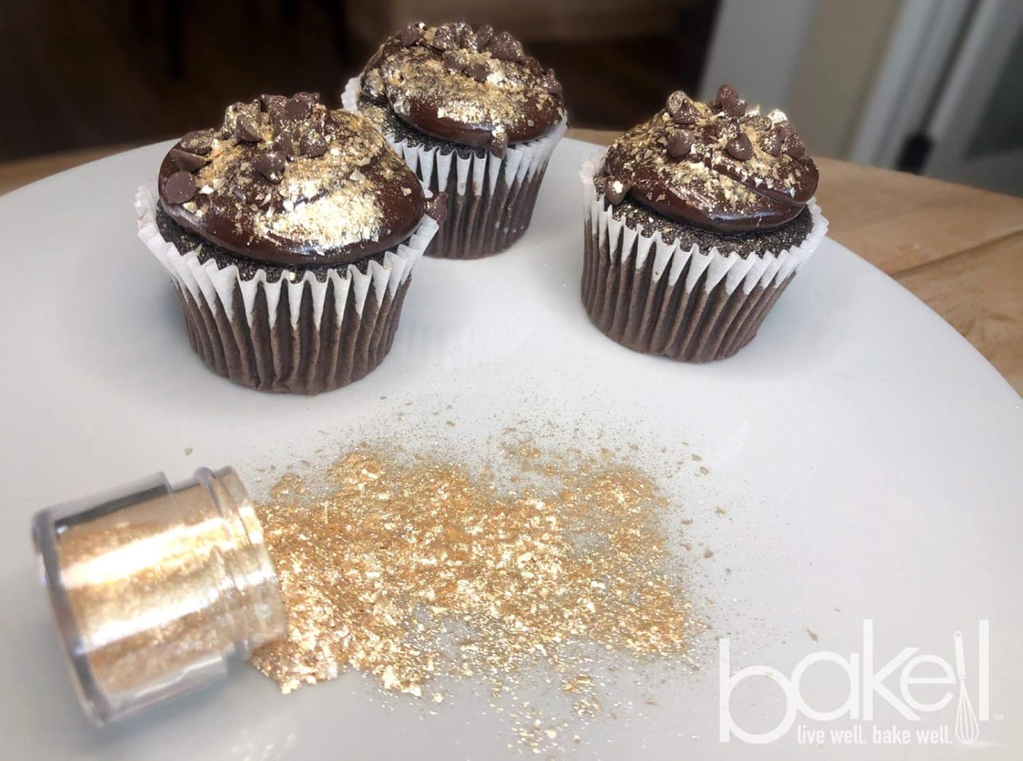 BAKELL Deep Pink Edible Glitter, 25 Grams | TINKER DUST Edible Glitter | KOSHER Certified | 100% Edible Glitter | Cakes, Cupcakes, Cake Pops, Drinks, Dessert Vegan Glitter & Dusts (25g, Deep Pink)