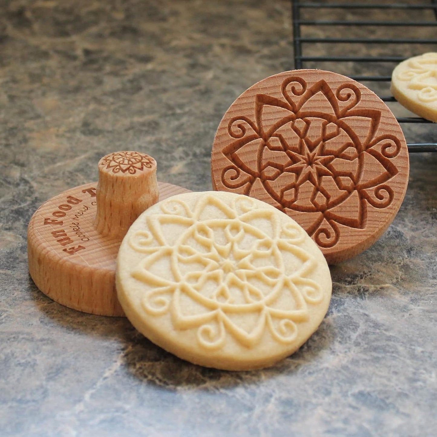 Wood Cookie Stamp, 2.5 Inch (Holiday Star CS-051)