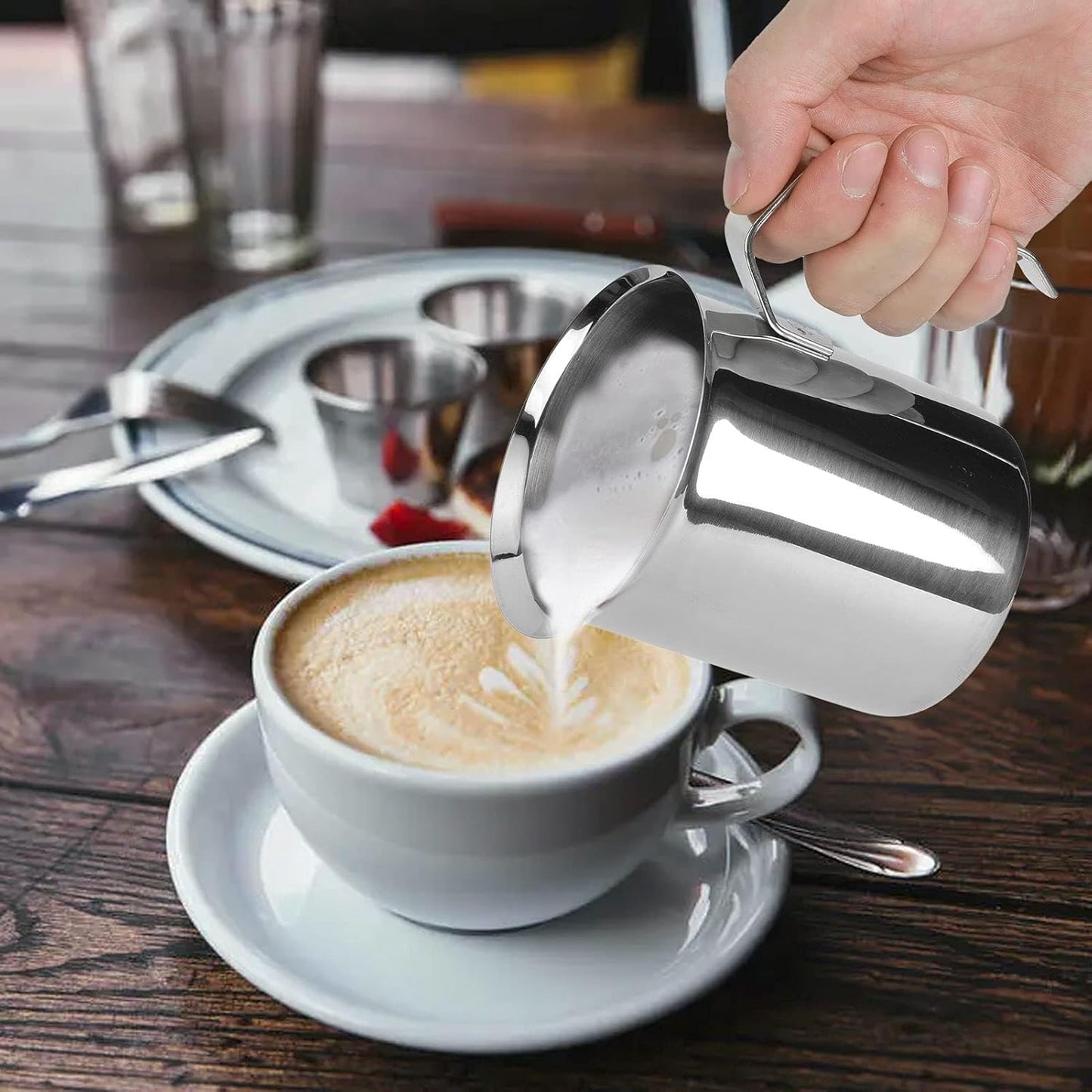 Manual Milk Frother 14oz/400ml Stainless Steel Frothing Pitcher With Handle for Latte Cappuccino Foam