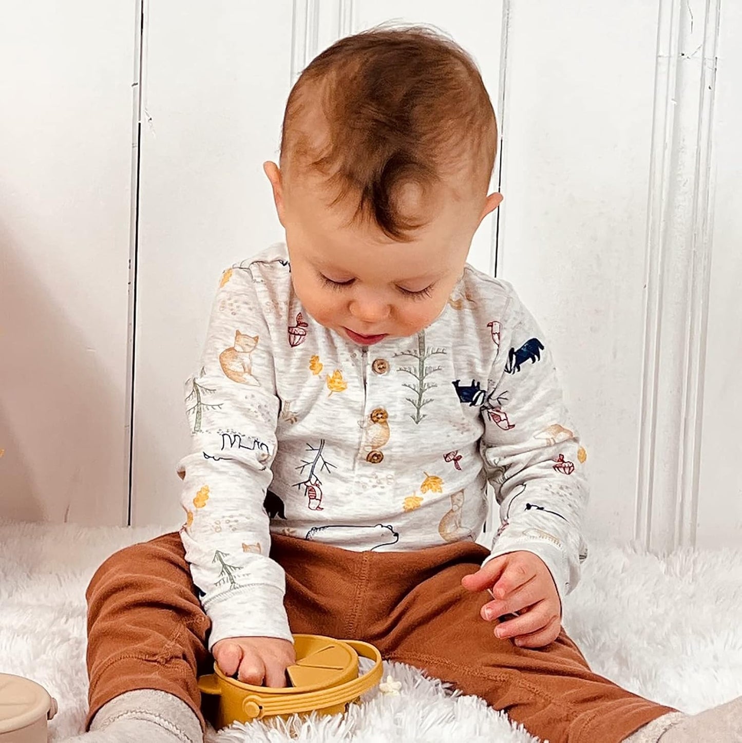 Snack Cups for Toddlers, Baby Snack Containers, Silicone Toddler Snack Cups No Spill, Food Catcher with Lid & Bucket-like Handle, BPA Free & Dishwasher Safe, 9 Ounce Mustard