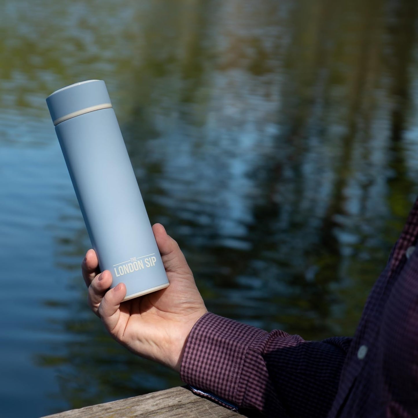 London Sip 16.9 oz Multi-Purpose Tea Infuser Mug – Fruit Infuser Water Bottle for Hot and Cold – Double Wall Stainless Steel Insulated, Blue Sunrise