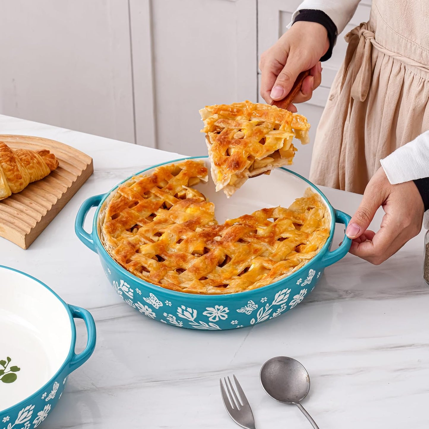 Wisenvoy Pie Pan Ceramic Pie Dish 9.8 Inches Pie Plate Porcelain Deep Dish Pie Pan Non-Stick Pie Pans