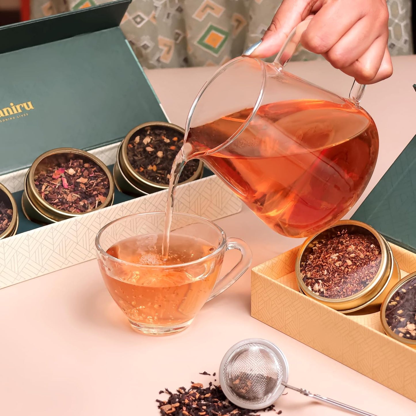 Teaniru, Gourmet Tea Collection – Pack of 100 | 6 Flavored Loose Leaf Tea Set | Gourmet Tea Gift Sets | Corporate Gifting & Bulk Gifts