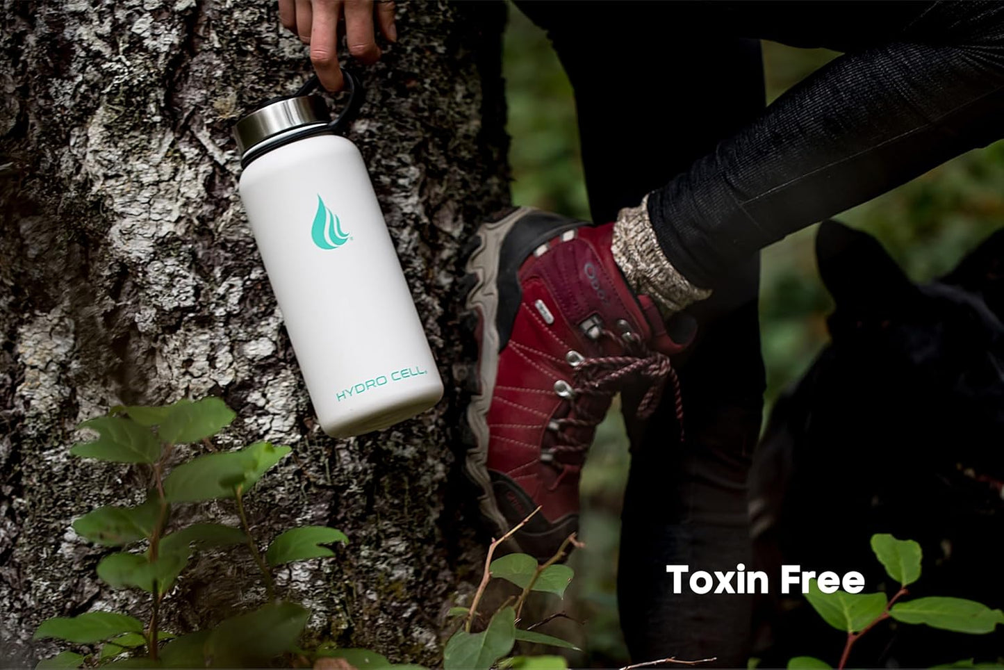 HYDRO CELL Stainless Steel Insulated Water Bottle with Straw - For Cold & Hot Drinks - Metal Vacuum Flask with Screw Cap and Modern Leakproof Sport Thermos for Adults (White 32oz)