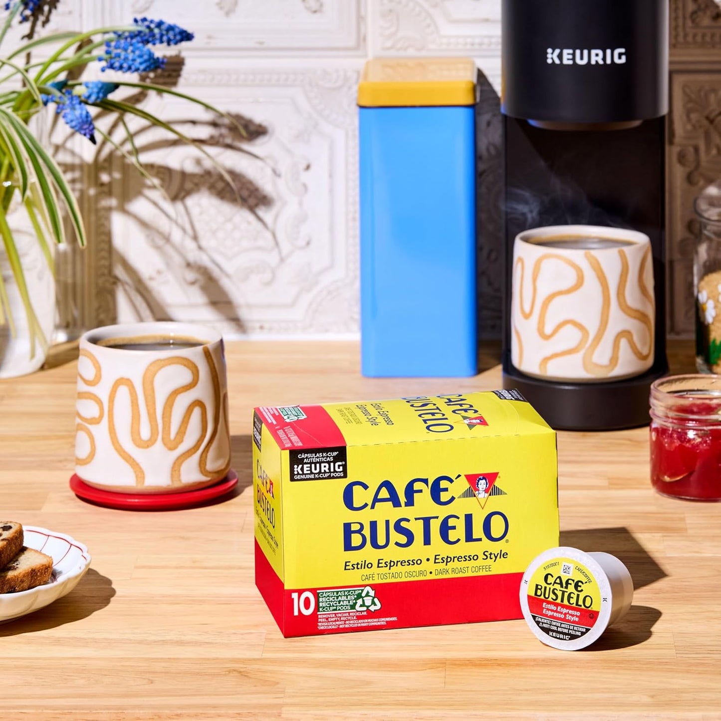 Café Bustelo Espresso Style Dark Roast Coffee, Keurig K-Cup pods, 10 Count Box (Pack of 6)