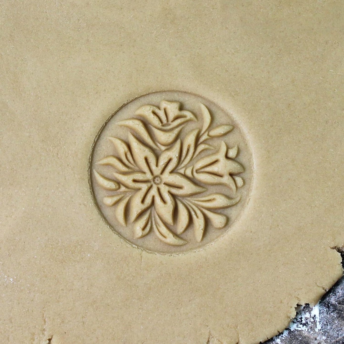 Wood Cookie Stamp, 2.5 Inch (Bluebells CS-031)