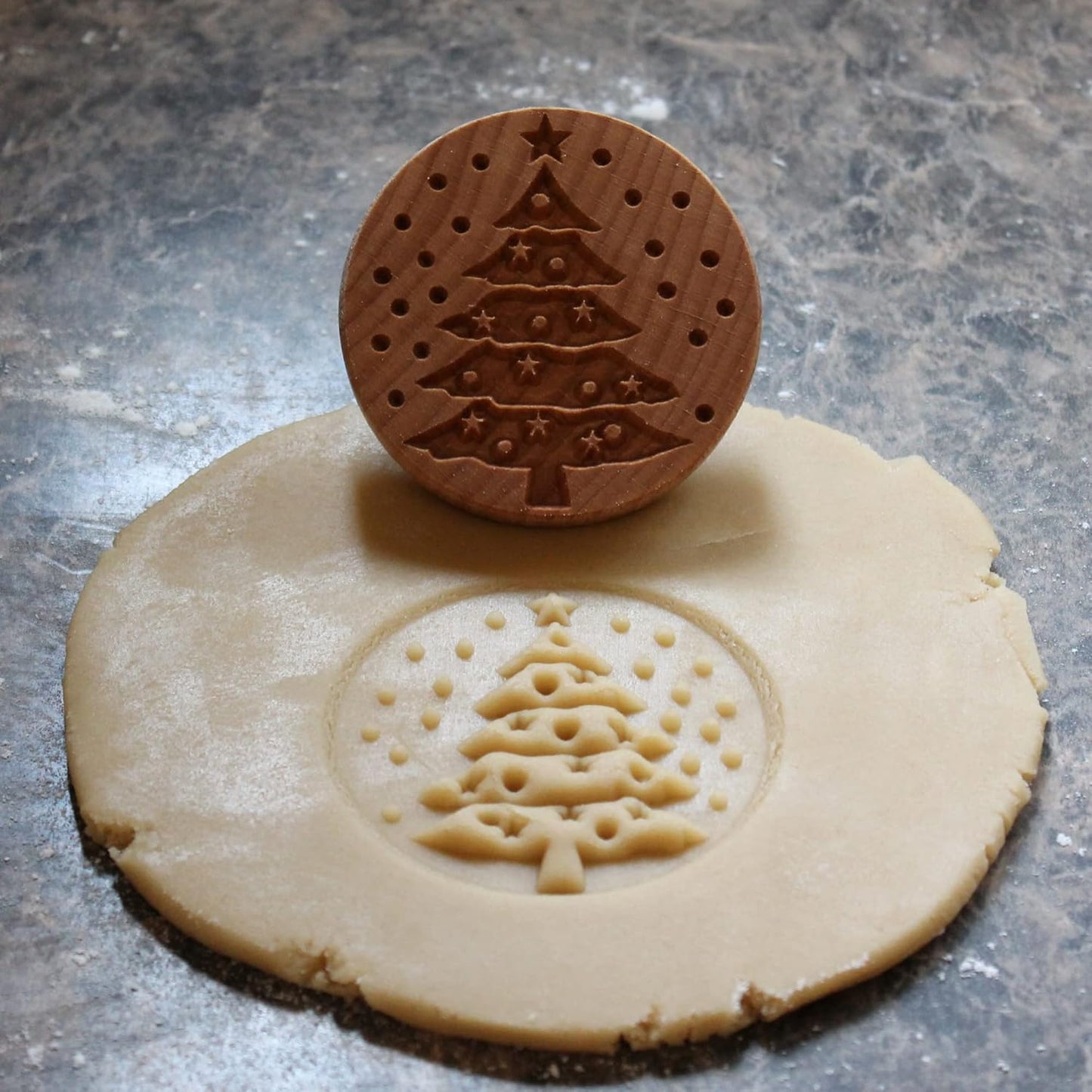 Wood Cookie Stamp, 2.5 Inch (Christmas Tree CS-016)