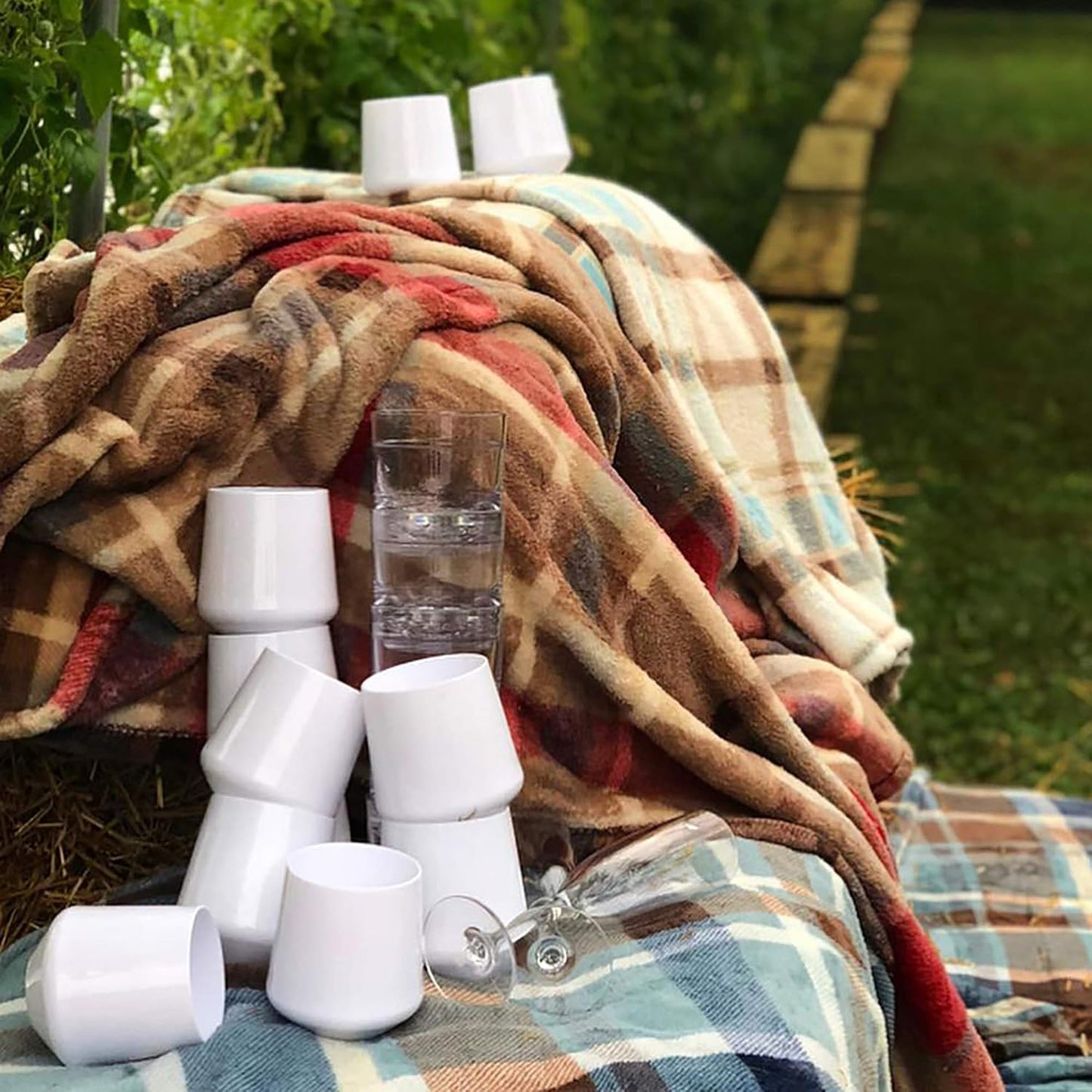 Drinique Unbreakable Stemless Wine Glasses (Set of 4) 12oz Tritan Plastic Stemless Glassware for Indoor or Outdoor Use - White