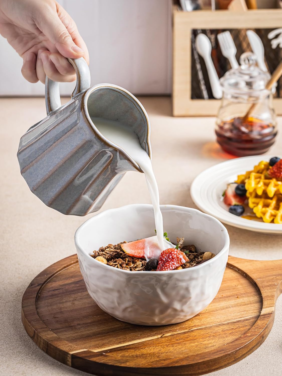 Ceramic Creamer Pitcher,17 Oz Coffee Creamer Container with Handle, Small Milk Pitcher Pourer for Sauces, Salad, Gray