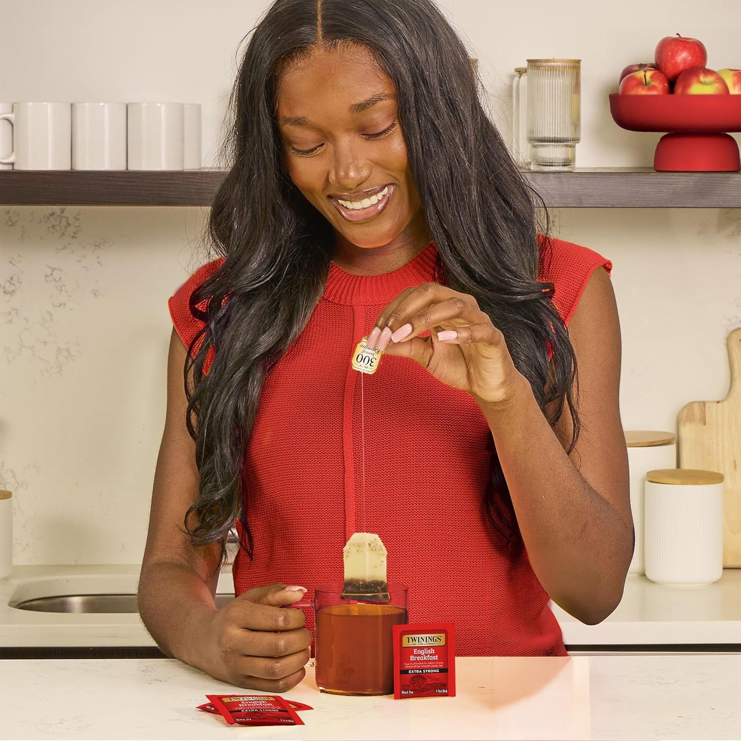 Twinings Extra Bold English Breakfast Black Tea Individually Wrapped Bags, 20 Count (Pack of 1), Robust, Caffeinated, Enjoy Hot or Iced, 20 Teabags