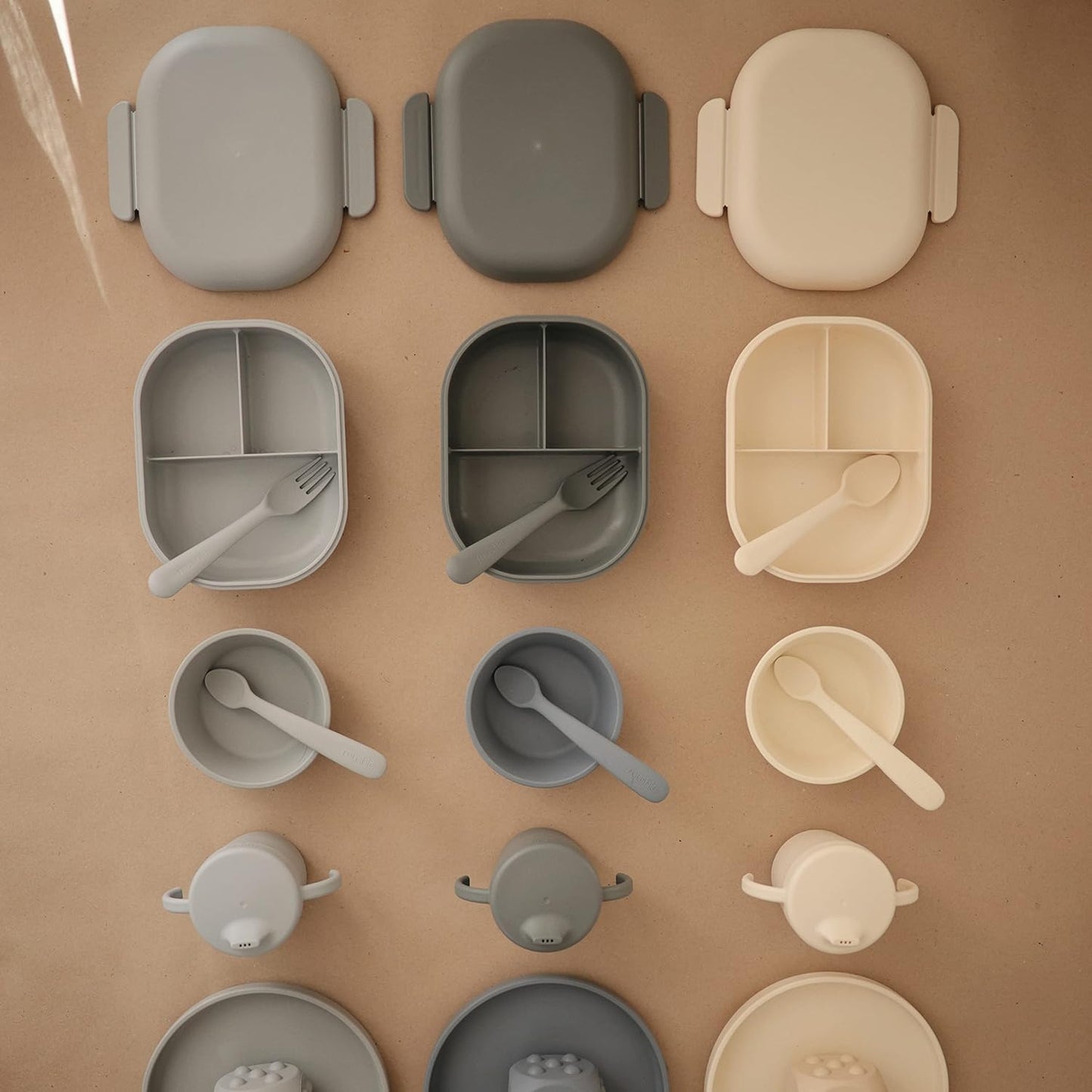 mushie Kids Bento Lunch Box | 3-Compartment & Removable Divider + Fork & Spoon Utensils | Great For Meals, School, Snacks On-the-Go | Dishwasher Safe (Ivory)