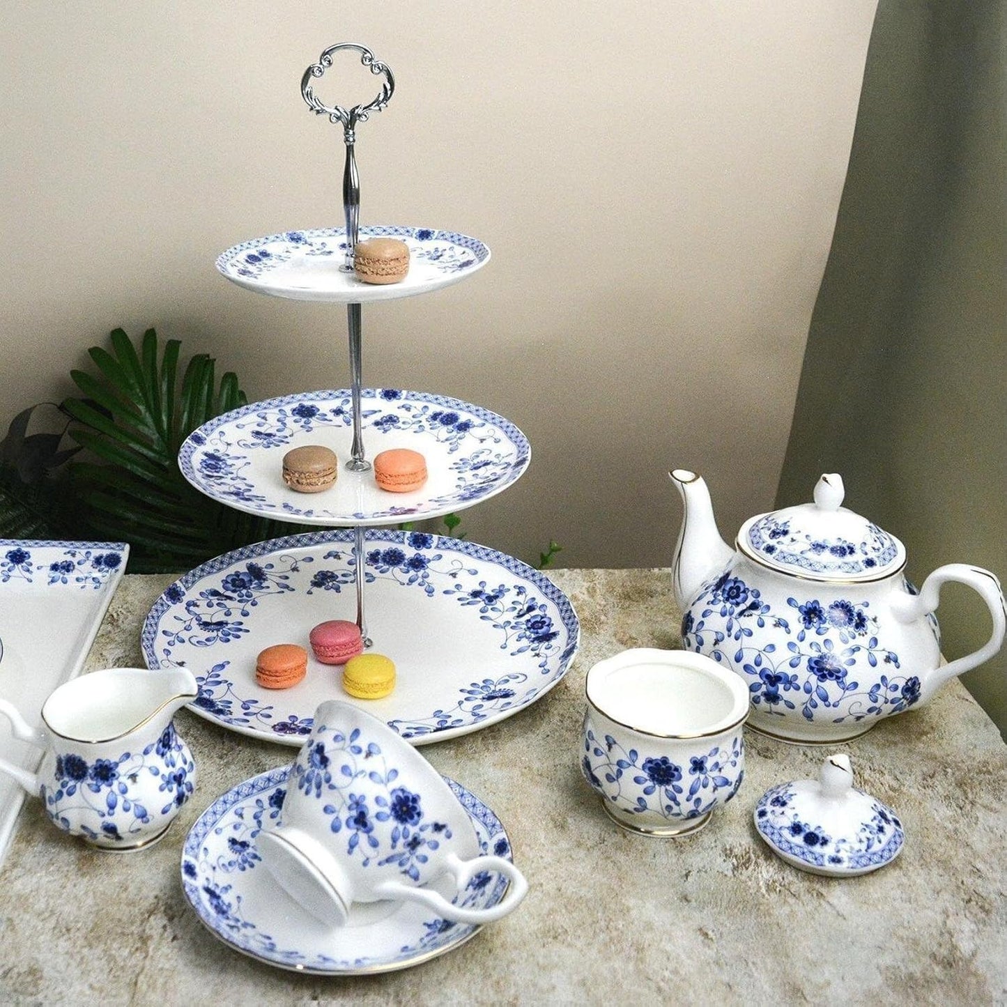 Bone China Tea Set for Adults, 13-Piece Porcelain Tea Sets,Blue and White Bone China Tea Cup Set for 4，Vintage Tea Sets for Women Tea Party or Christmas Gifts