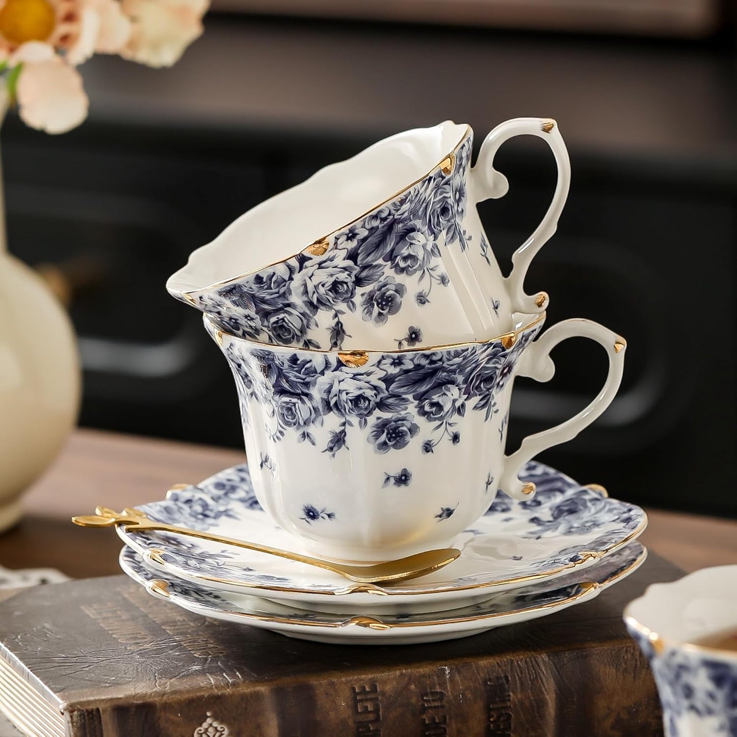 TATSUMI Country Roses Bone China Tea Cup and Saucer Set, 6 Pieces, Vintage Style, For Women and Tea Parties（sky blue，2 sets）